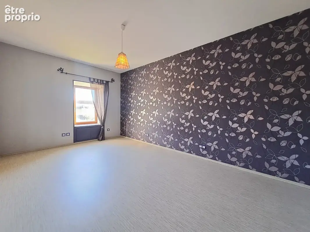 Belle maison 4 chambres 157 m2 - Garage et dépendances - photo 7