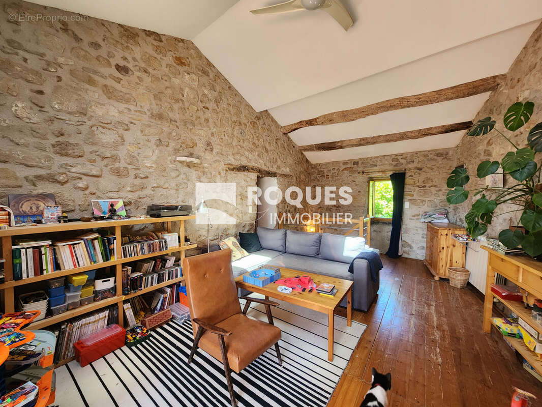 Les Plans, Maison de village avec terrasse et jardin ! - photo 25