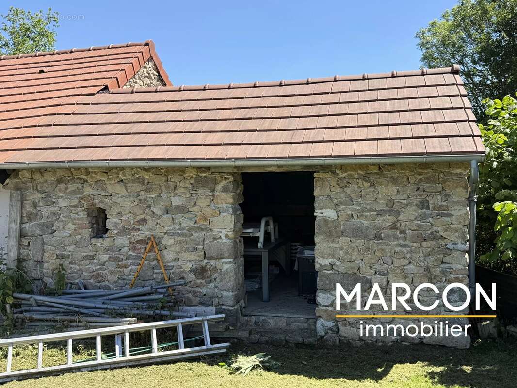 Belle fermette de 176 m² - Secteur JARNAGES - photo 48