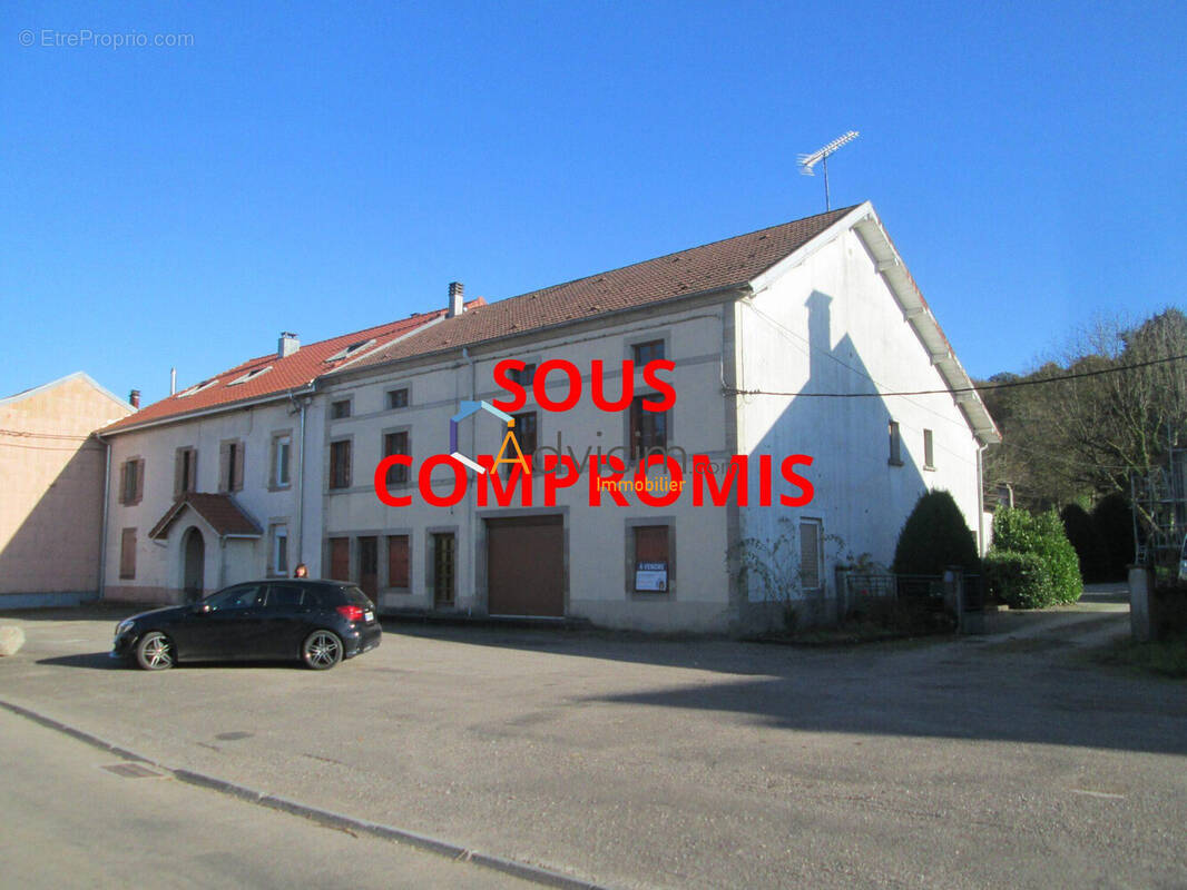 Maison à FOUGEROLLES