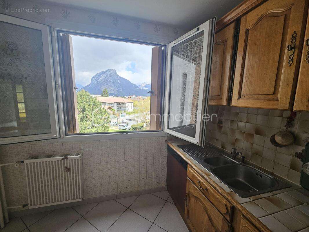 Appartement à FONTAINE