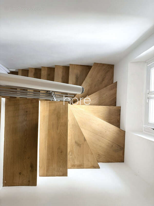 Appartement à COLOMBES