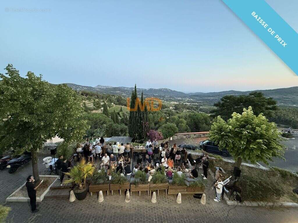 Commerce à LE CASTELLET