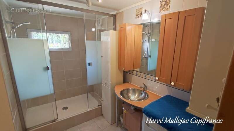 Maison à SAINT-PIERRE-EN-PORT