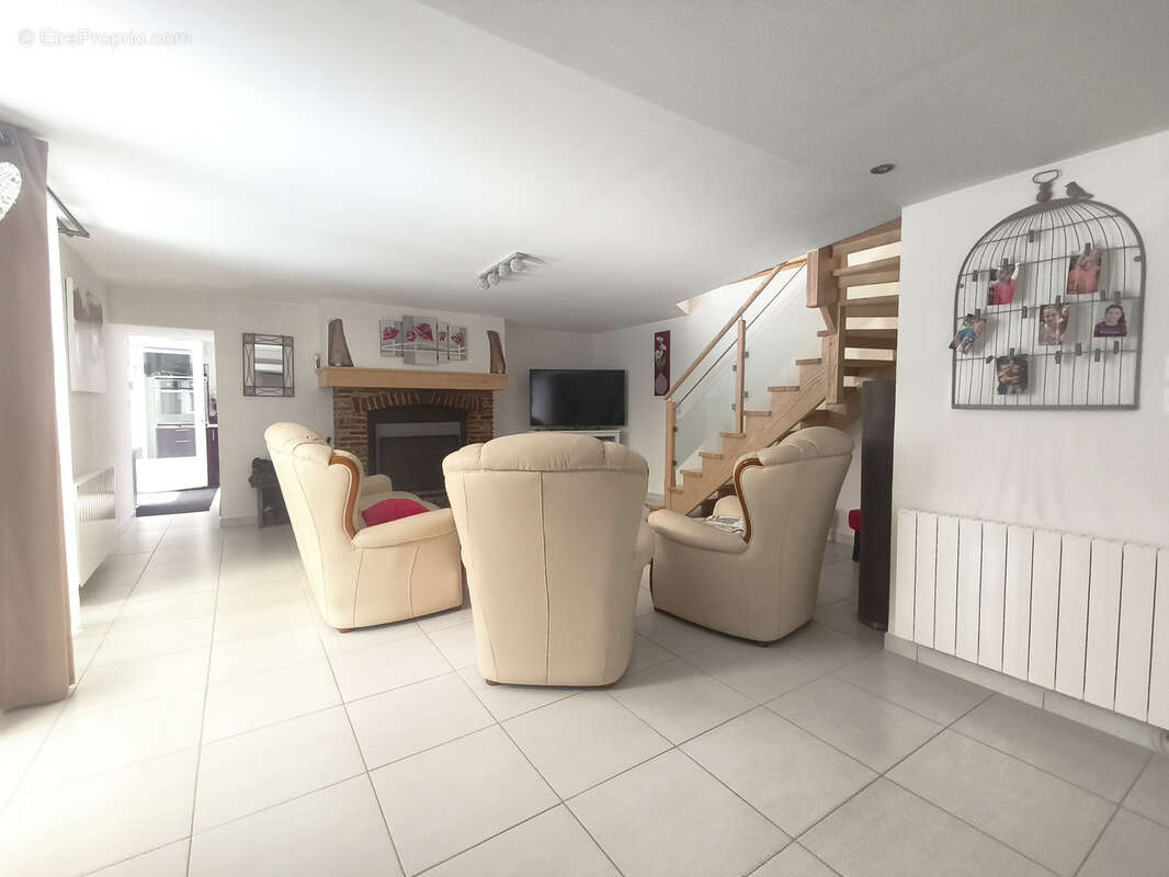 Maison à MONTABOT