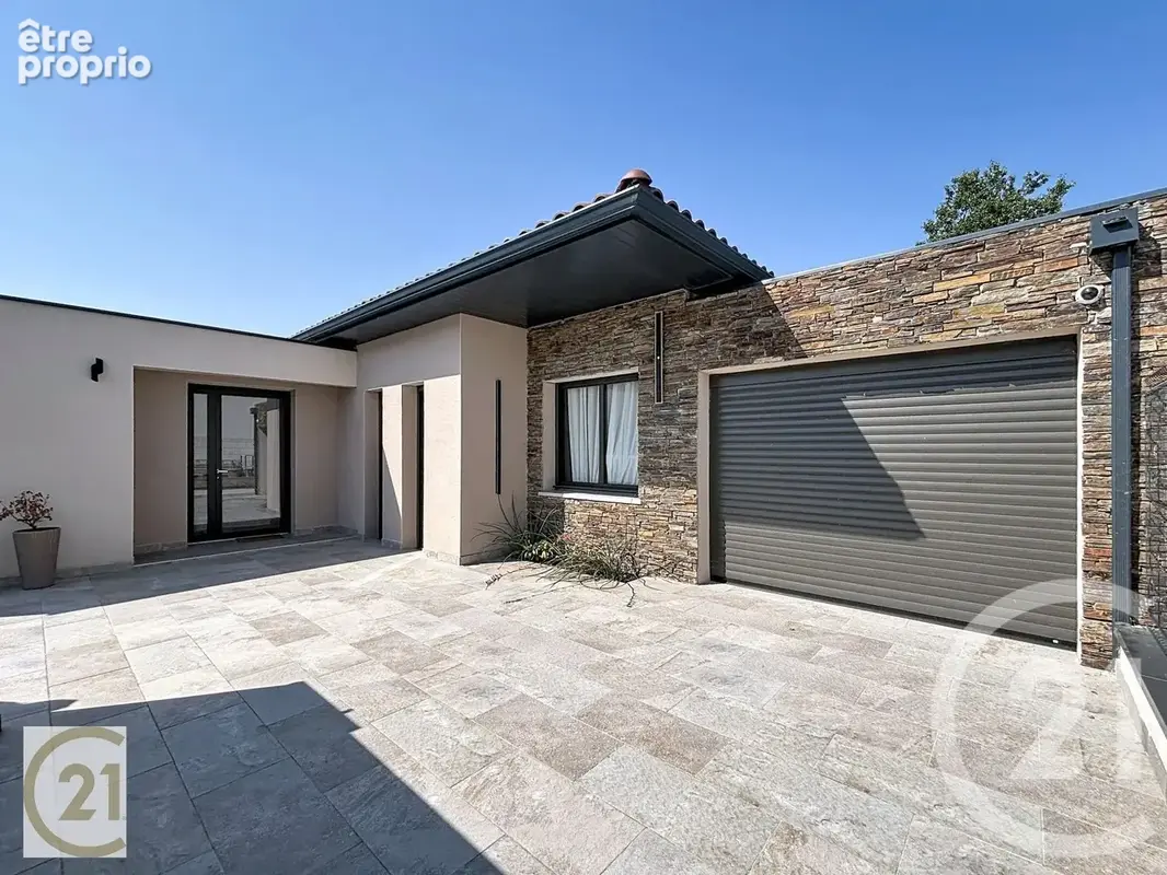Maison 213 m² à Nailloux  - photo 2