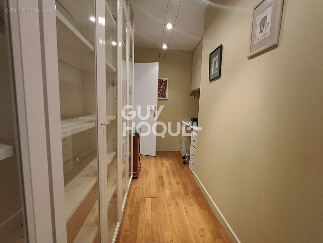 Appartement Courbevoie 4 pièces 96.05 m2 - photo 12