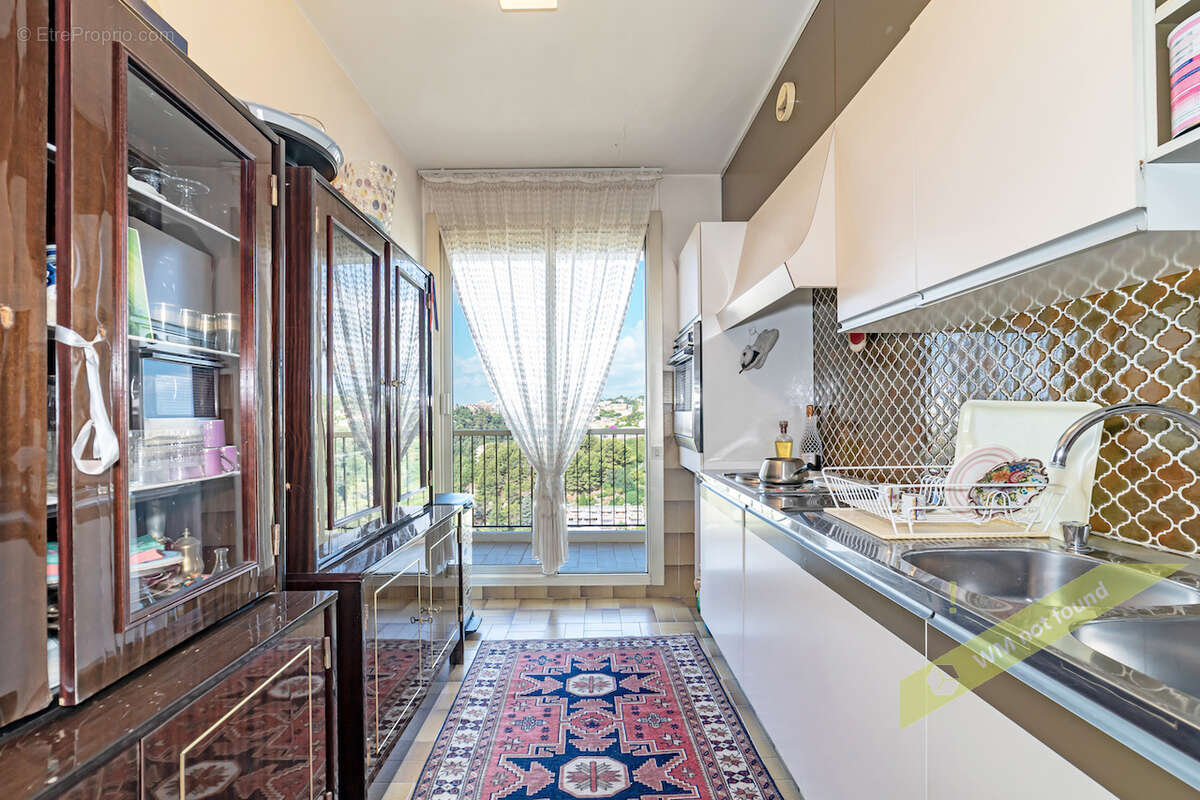 NICE FABRON / ABBAYE DE ROSELAND - Exceptionnel Penthouse 200 m2 hab à rénover + 230 m2 terrasses/solarium, de - photo 11