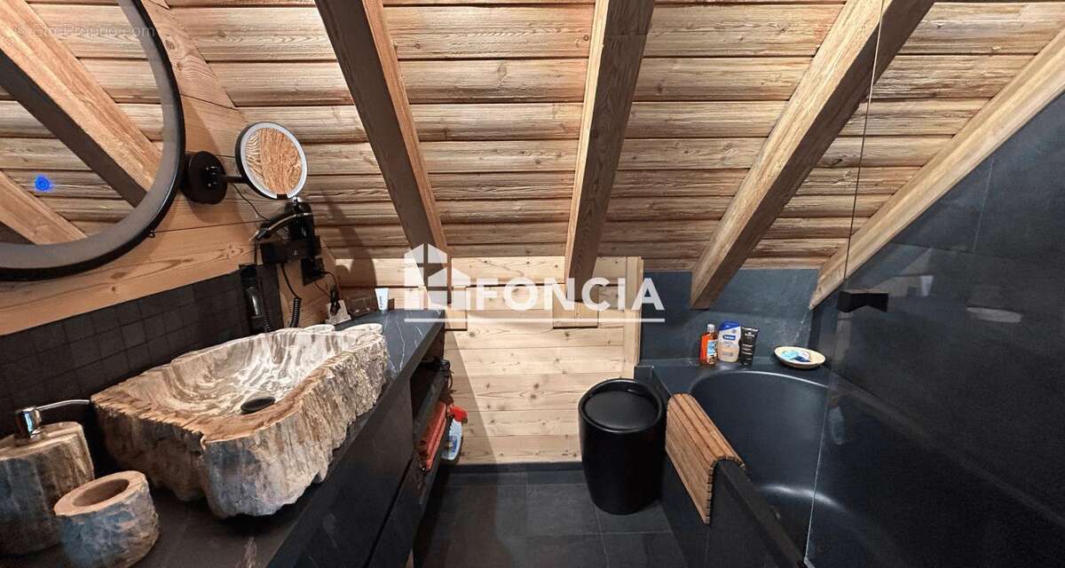 Maison à SAINT-ETIENNE-DE-TINEE