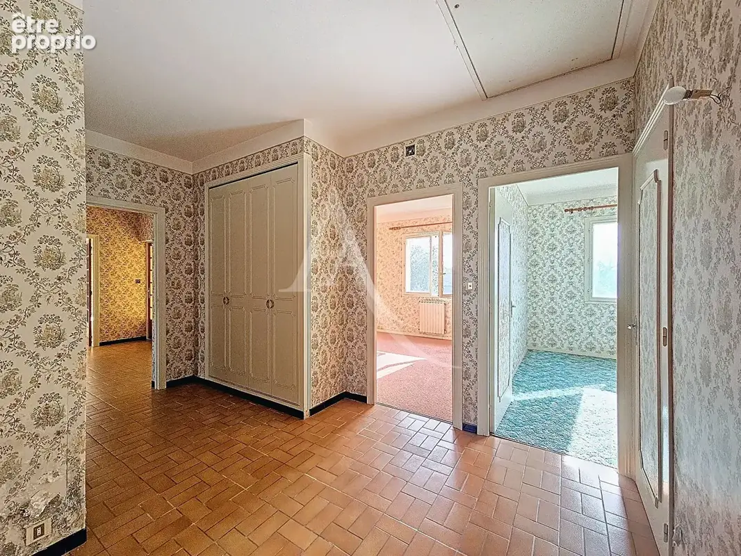 Castelmaurou, villa T5 sur une parcelle de 1800m2 - photo 6