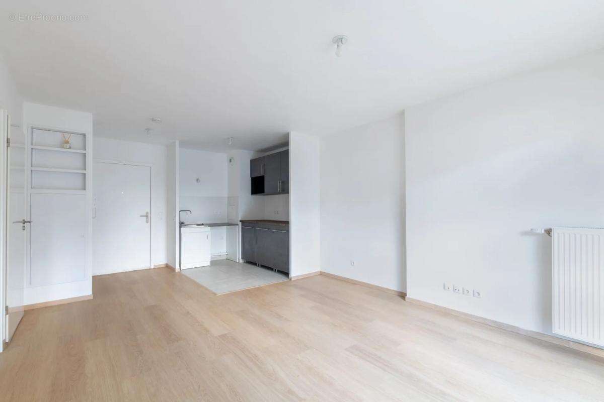 Appartement à LOGNES