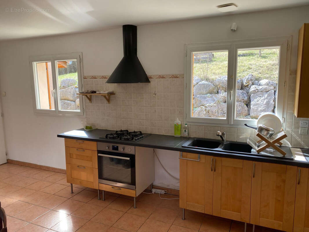 Maison à MONTLAUR-EN-DIOIS