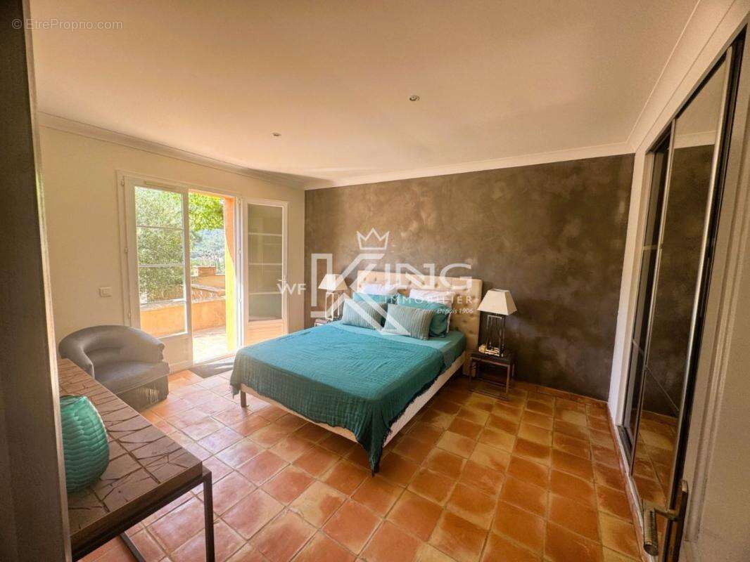 Villa Bastide avec 4 Suites Parentales, Piscine et Vue Dégagée - photo 9