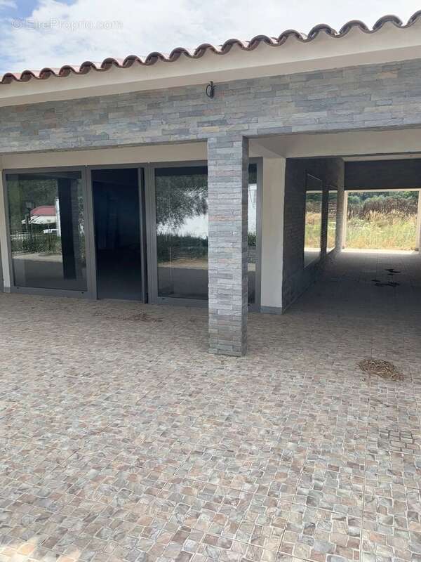Appartement à CASTELLO-DI-ROSTINO