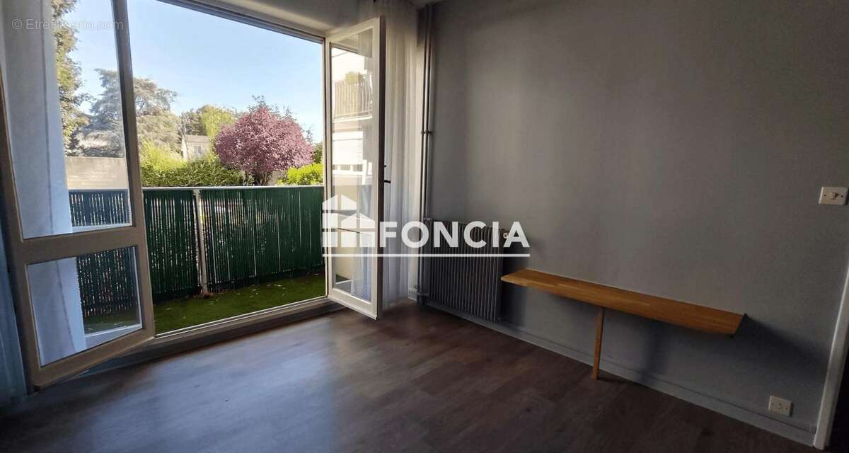 Appartement 4 pièces de 79 m² avec cave et parking – Le Plessis-Bouchard - photo 5