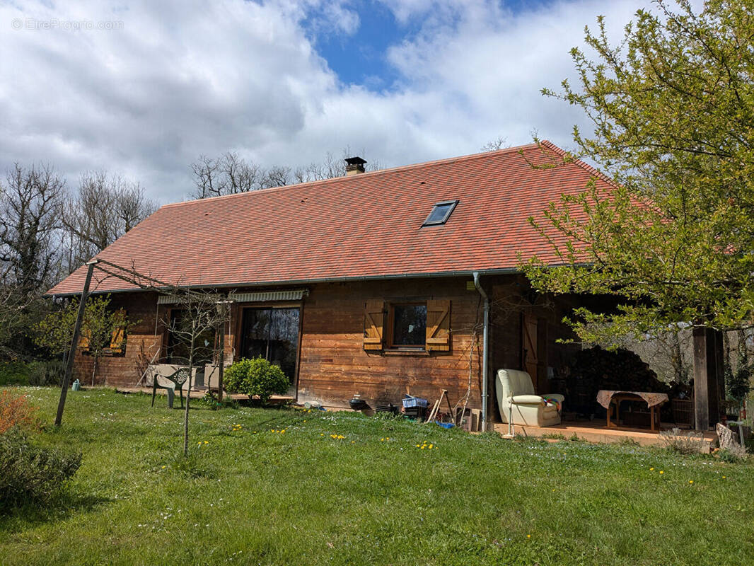 Maison à ASSIER