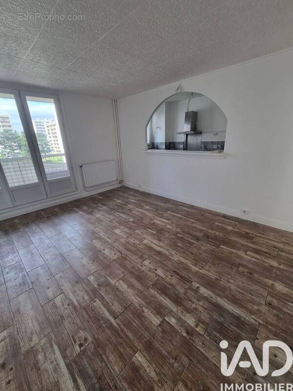 Photo 1 - Appartement à CHILLY-MAZARIN