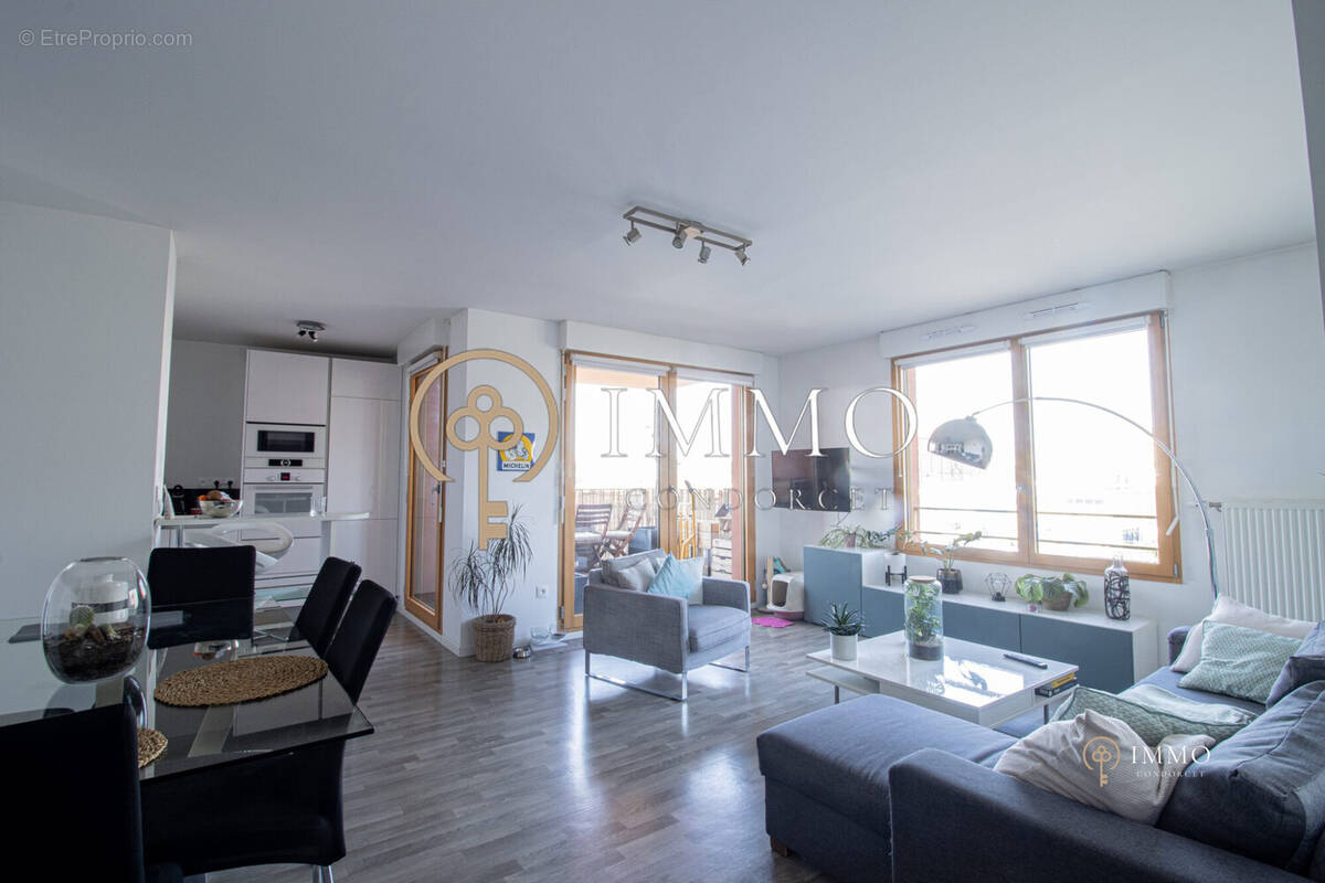 Appartement à IVRY-SUR-SEINE