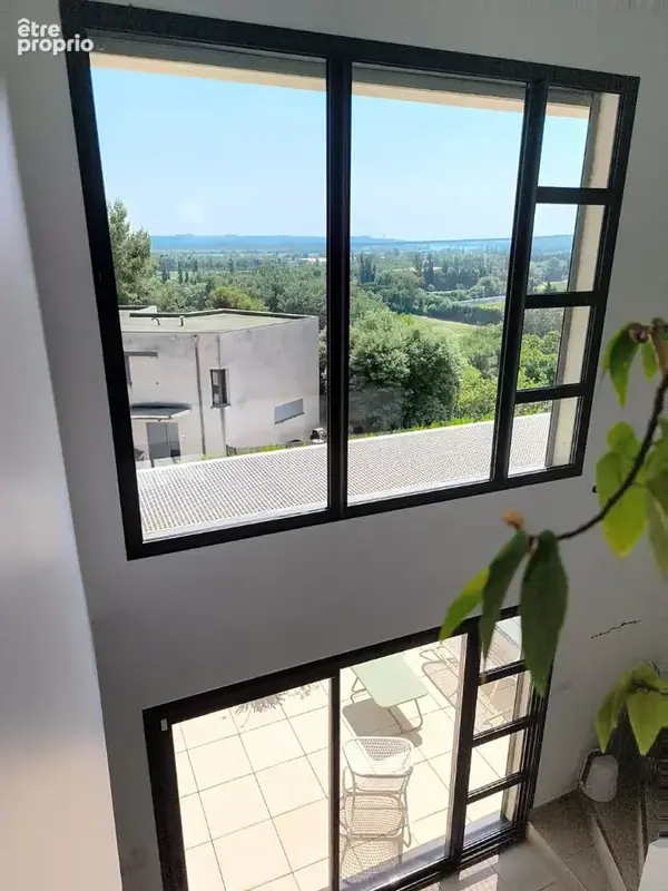 Bien d'exception aux portes d'Avignon -  Vue dégagée -126 m2 - Piscine - photo 3