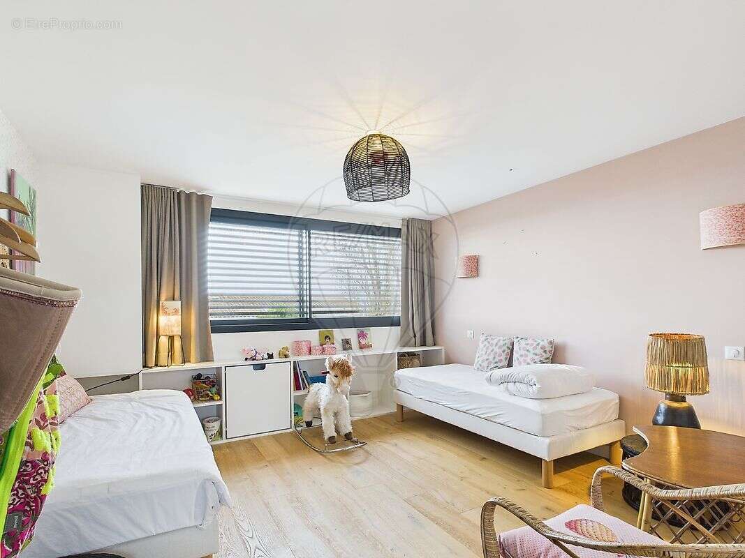 Maison à VAUX-SUR-MER