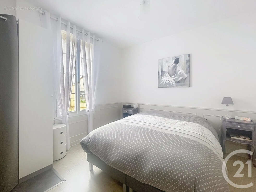 Maison à VARENNES-SUR-SEINE