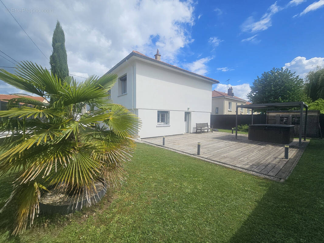 Maison à BELLERIVE-SUR-ALLIER