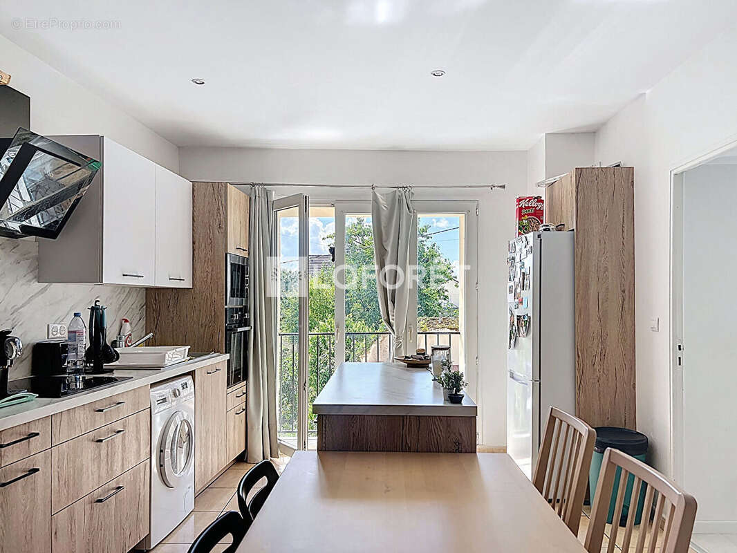 Appartement à LEUVILLE-SUR-ORGE