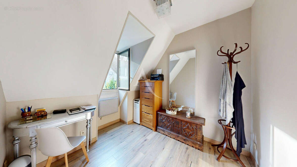 Maison à CHARS