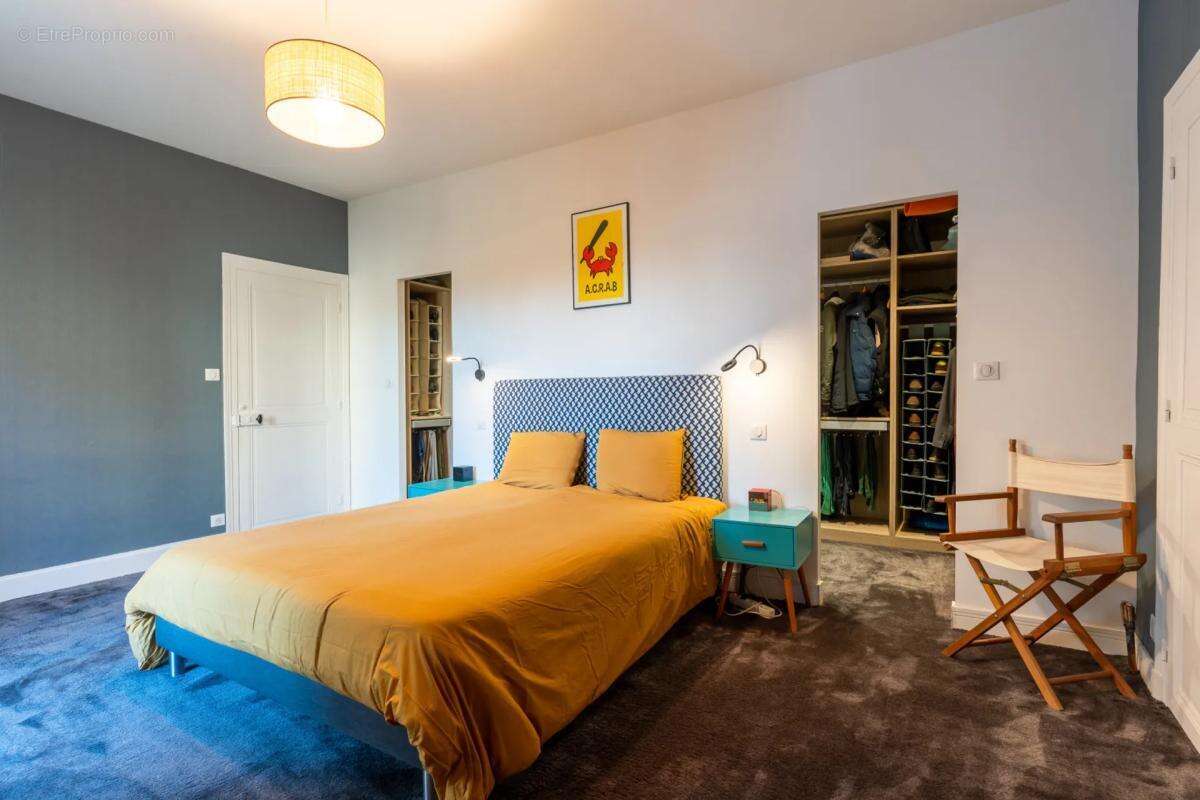 Maison à NEUVILLE-DE-POITOU