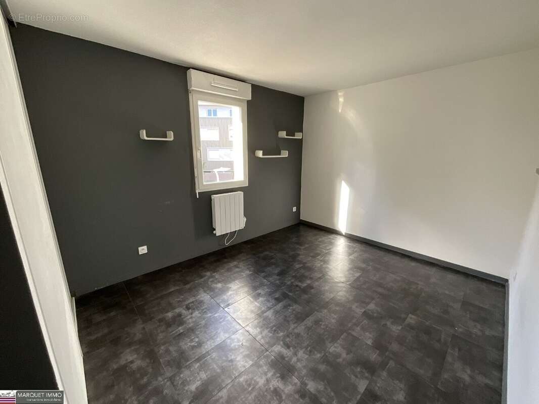 Appartement à BOUJAN-SUR-LIBRON