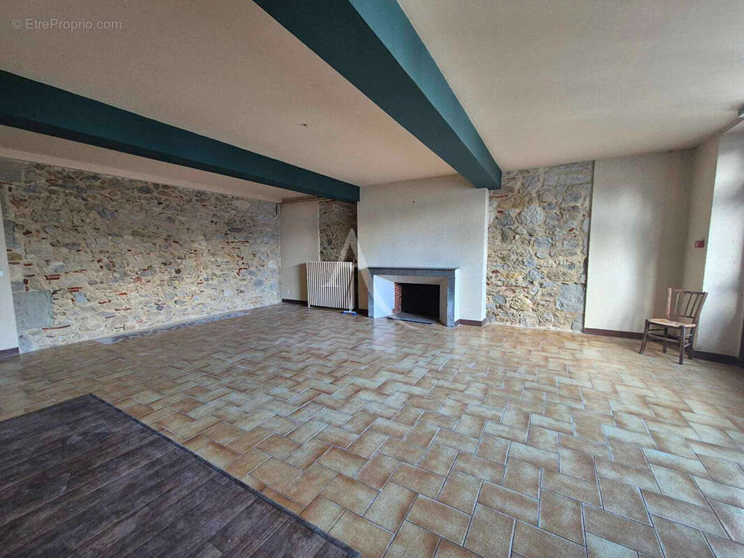 Maison à SAINT-JUSTIN