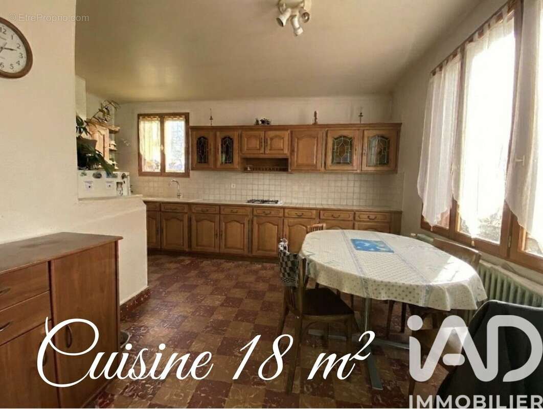 Photo 4 - Maison à SAINT-HILAIRE-DU-ROSIER