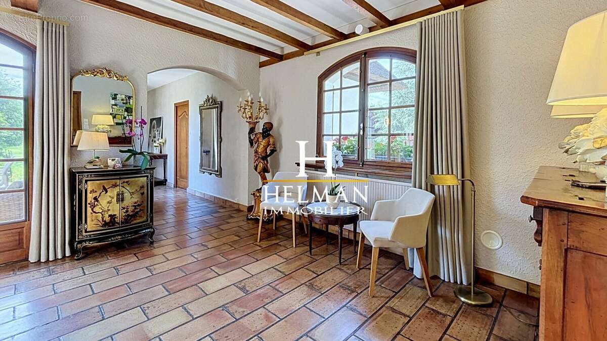Maison à ARQUES