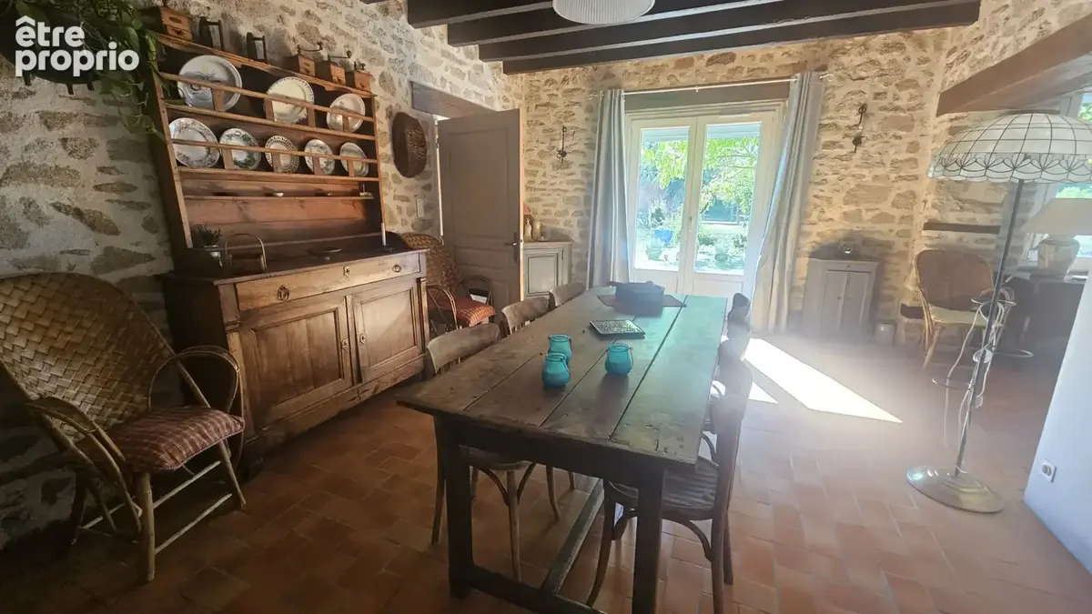 GRAND-CHÉZEAUX (87) — Belle maison en pierre rénovée, isolée sans vis-à-vis, terrain de plus de 4 000 m2 - photo 2