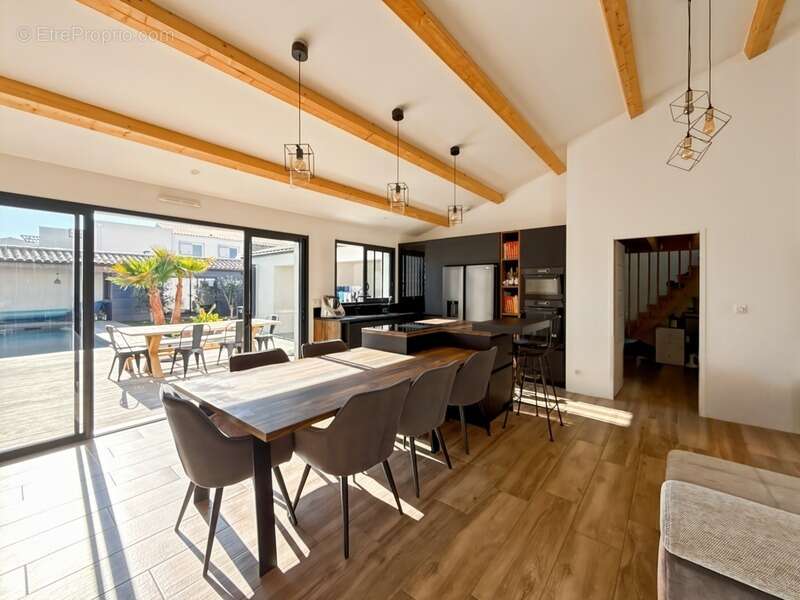 Maison à LA ROCHELLE