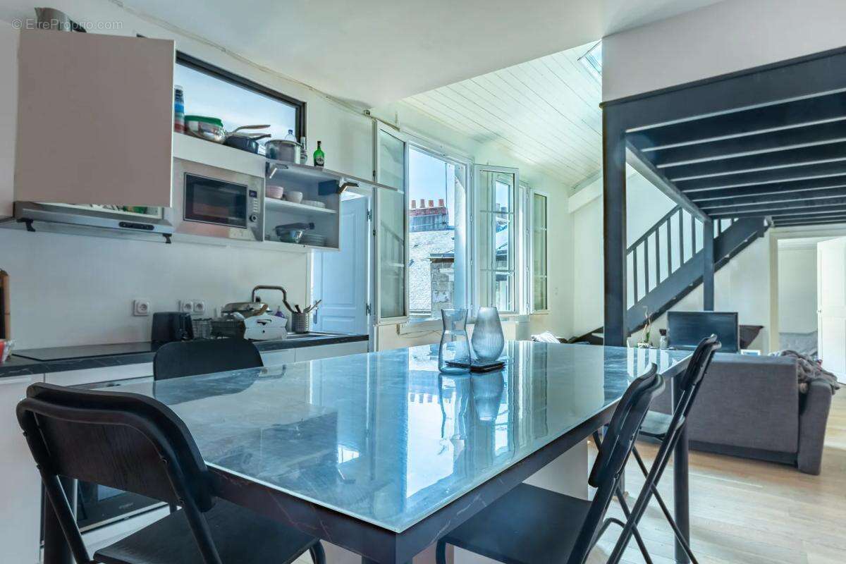T3 duplex spacieux et atypique – Quartier Place du Cirque - photo 5
