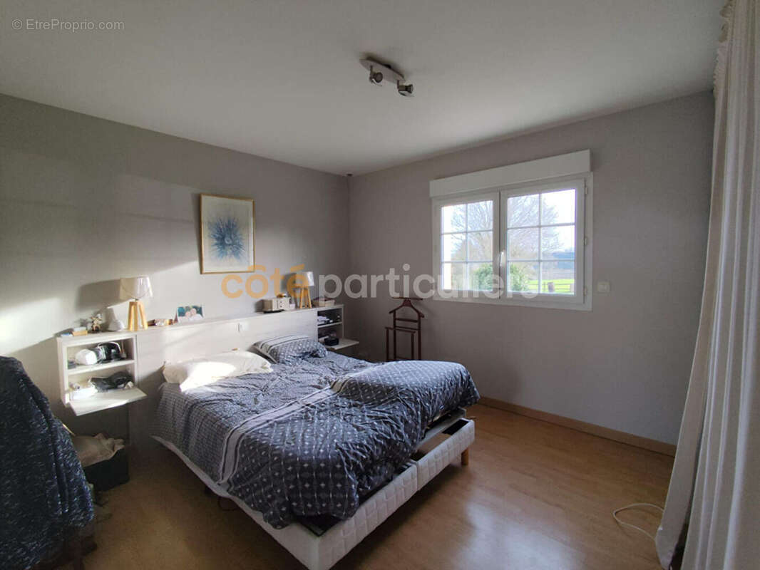 Maison à SAINTE-PIENCE