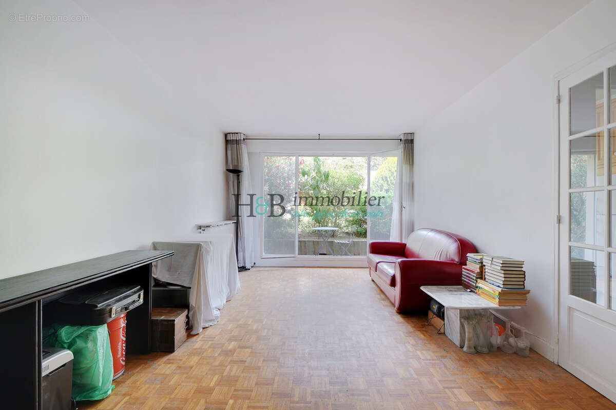Appartement à PARIS-15E