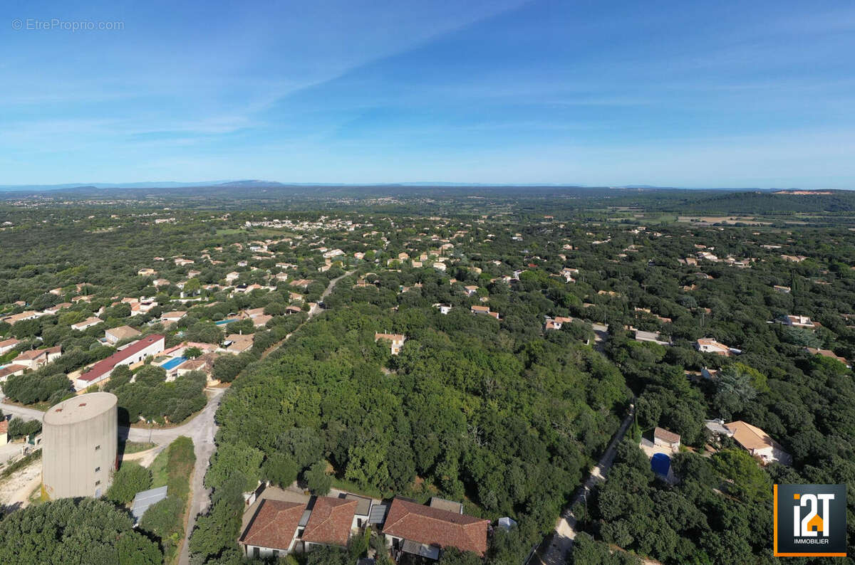 Terrain à SAINT-SIFFRET