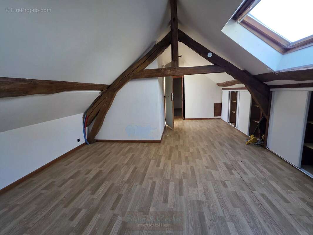 Maison à CORQUILLEROY