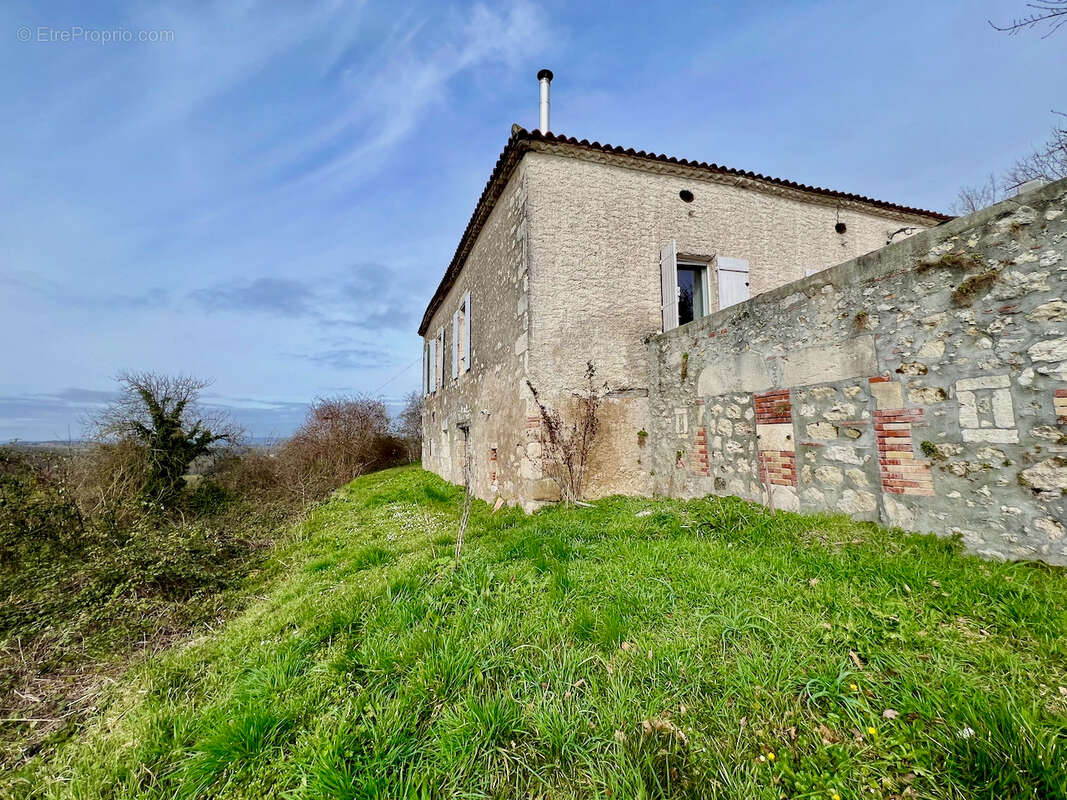 Maison à VILLENEUVE-SUR-LOT