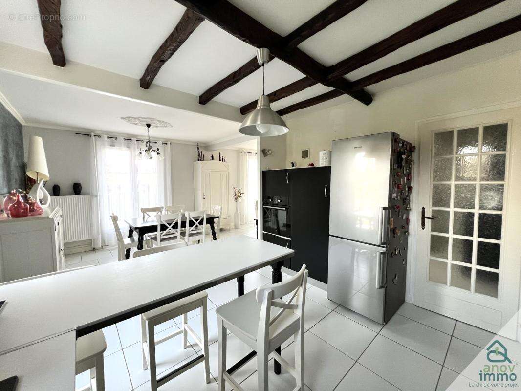 Maison à SAINT-JULIEN-L&#039;ARS