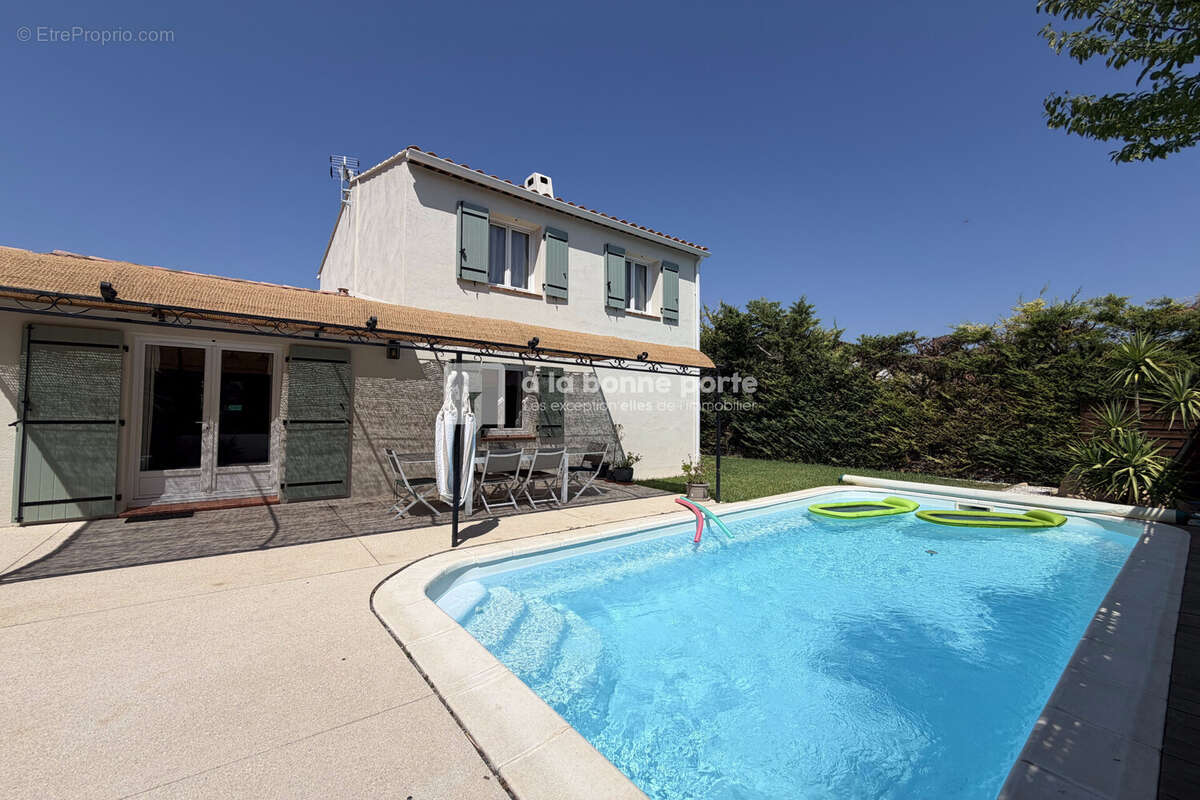 Maison 109 m² à Aubagne  - photo 5