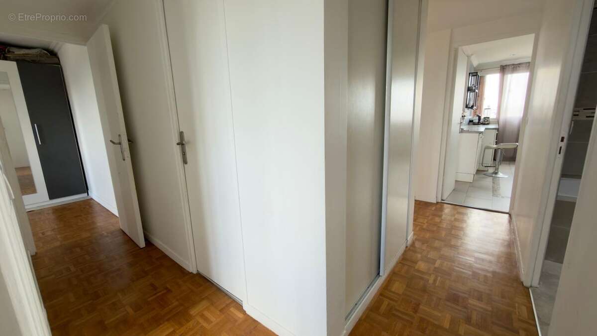 EXCLUSIVITE F4, Balcon, Cave, Vue dégagée… - photo 9