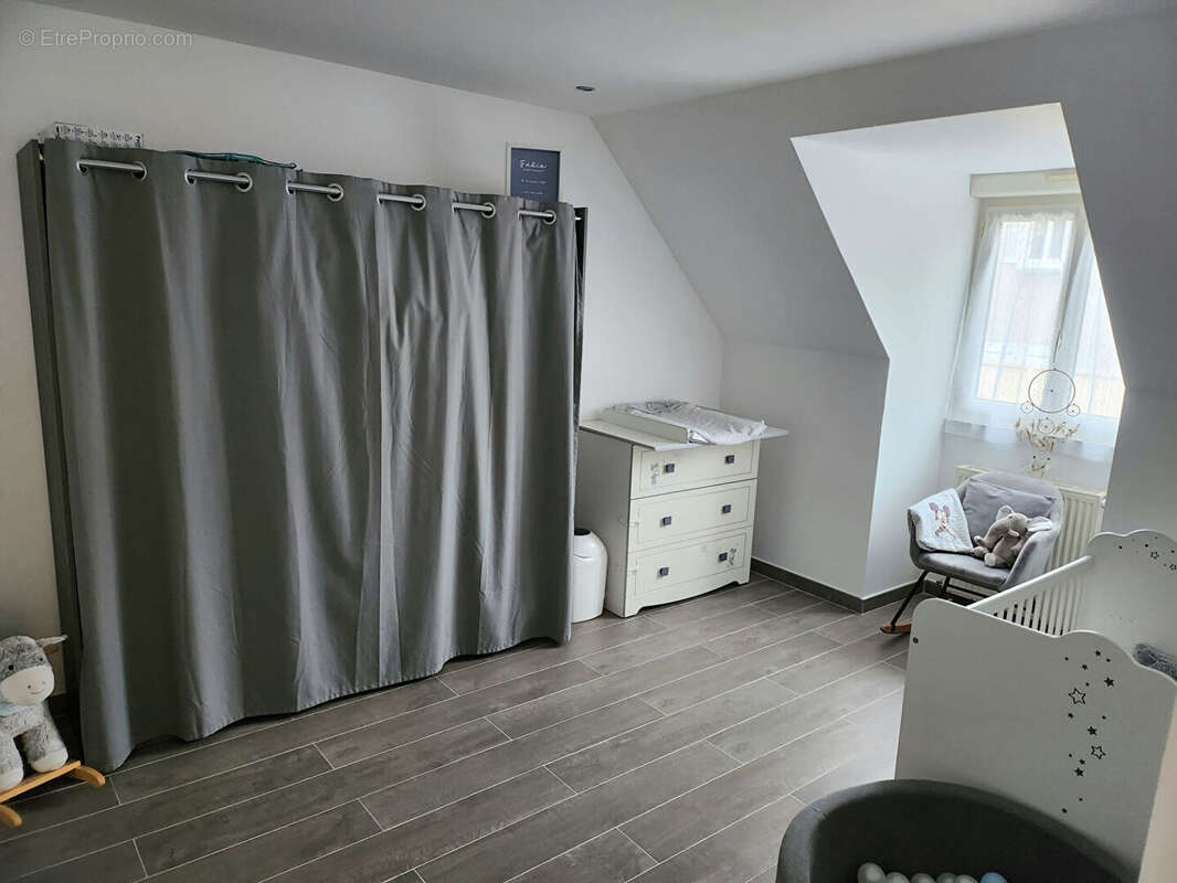 Maison à MEZY-SUR-SEINE