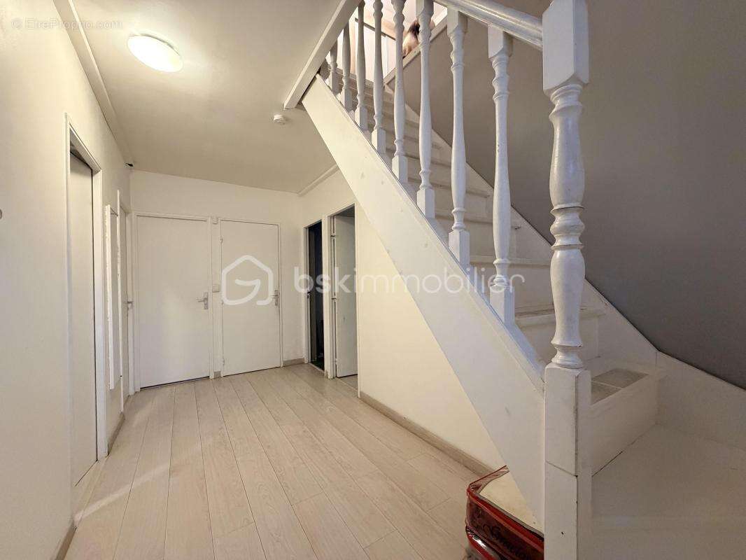 Maison à ROZAY-EN-BRIE