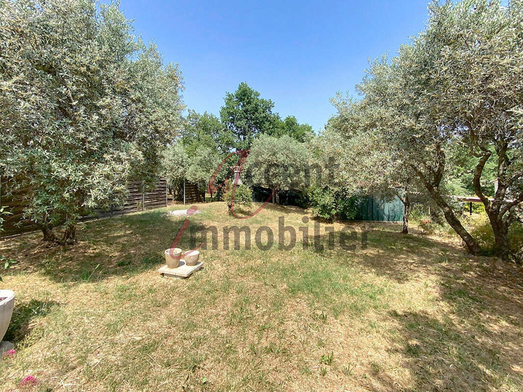 Maison à SAINT-SATURNIN-LES-APT