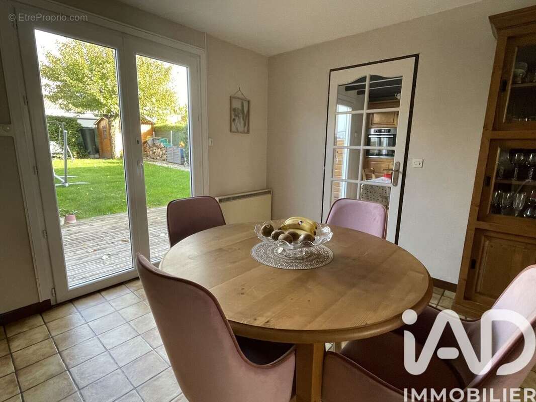 Photo 6 - Maison à NEUVILLE-EN-FERRAIN