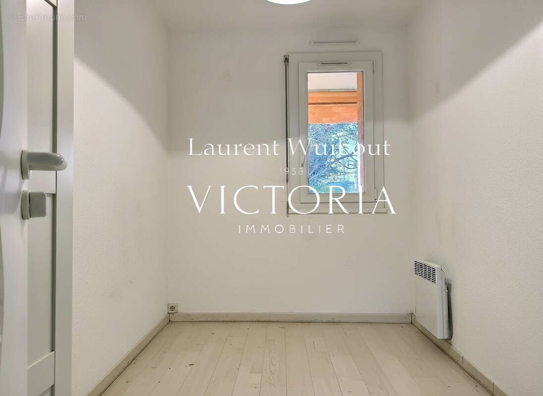 Appartement à BORMES-LES-MIMOSAS