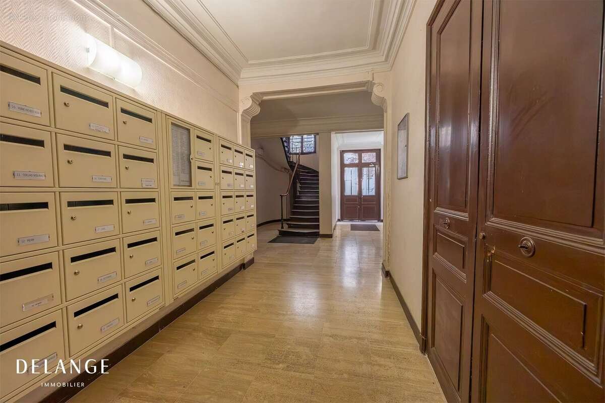 Appartement à PARIS-12E